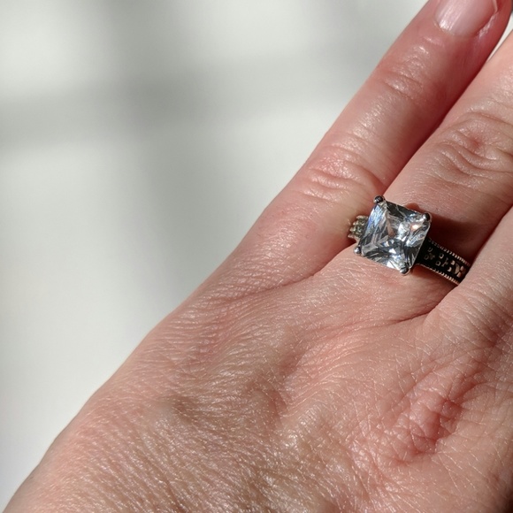 Substitute Silver Engagement Ring - size 7 - Picture 2 of 7